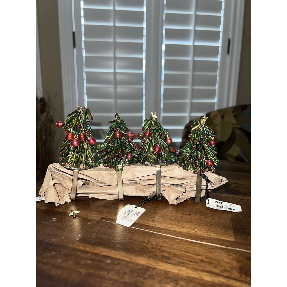 VTG  Pier One 1  Beaded Napkin Rings Xmas Trees Metal Square Bottom Novelty